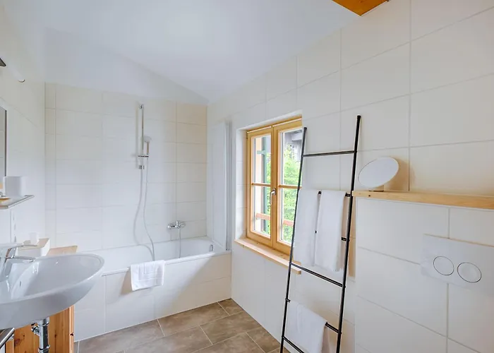 Stube & Stories - Heritage Riverside *