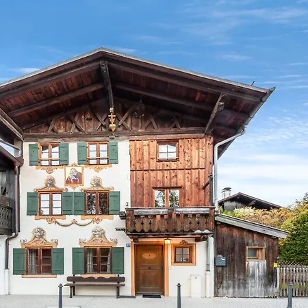 Stube & Stories - Heritage Riverside Garmisch-Partenkirchen