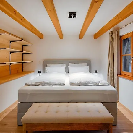 Stube & Stories - Heritage Riverside *