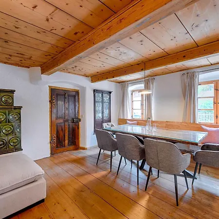 Vakantiehuis Stube & Stories - Heritage Riverside