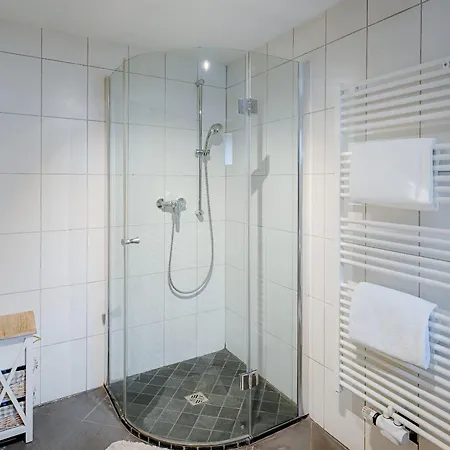 Stube & Stories - Heritage Riverside *