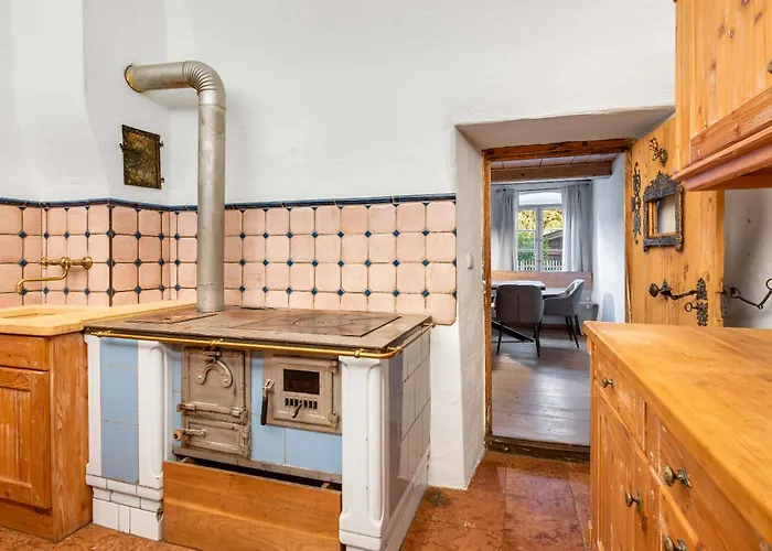 Stube & Stories - Heritage Riverside Holiday home *